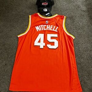 Brand new Donovan Mitchell Jersey Cleveland Cavaliers Adult Medium HAT City